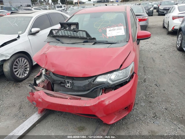 Honda FIT LX 2015 3HGGK5H56FM732050 Image 13