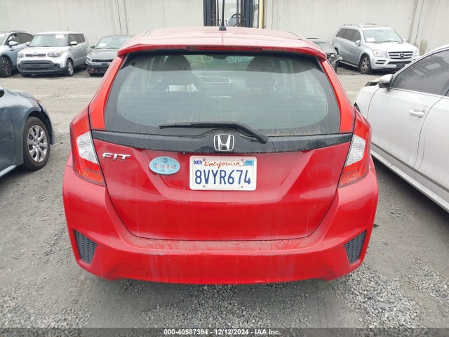 Honda FIT LX 2015 3HGGK5H56FM732050 Image 17