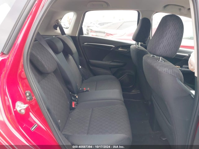Honda FIT LX 2015 3HGGK5H56FM732050 Image 8