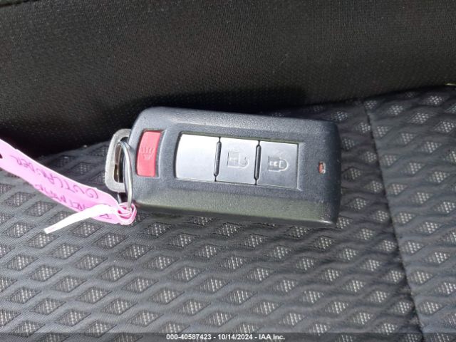 2018 MITSUBISHI OUTLANDER JA4AD3A30JZ019562 Photo 10