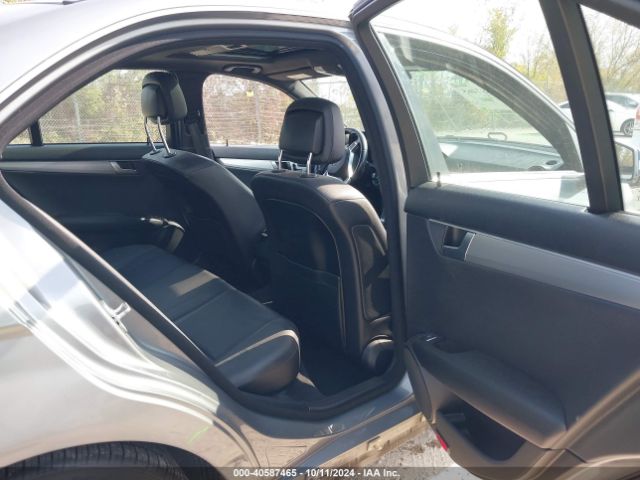 WDDGF8AB1EG223969 Mercedes-Benz C 300 Luxury 4matic/sport 4matic