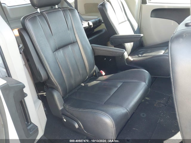 2C4RC1BG9ER447762 Chrysler Town & Country Touring