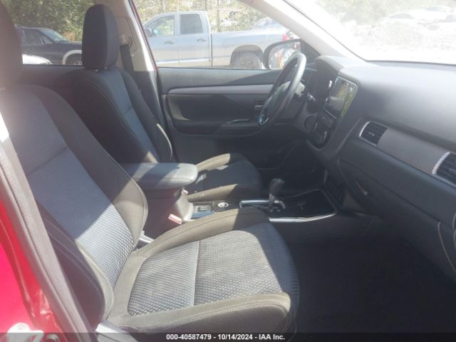 JA4AZ3A36JZ036514 Mitsubishi Outlander Se