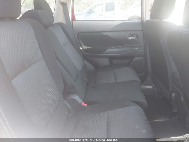 JA4AZ3A36JZ036514 Mitsubishi Outlander Se
