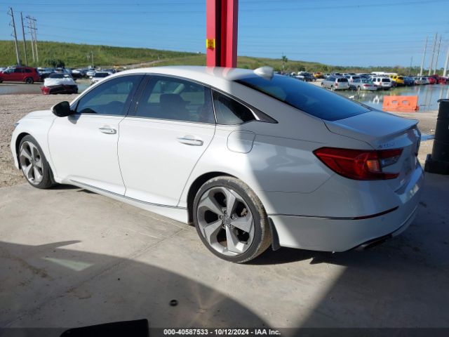 1HGCV1F99JA067381 Honda Accord Touring