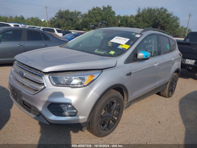 1FMCU9GD7JUC61744 Ford ESCAPE SE