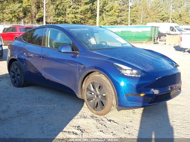 2024 TESLA MODEL Y 7SAYGDEDXRA323777 Photo 0