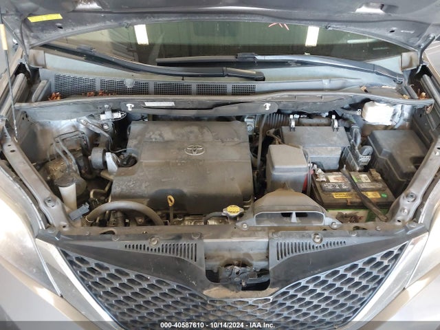 Toyota Sienna Se 8 Passenger 2014 5TDXK3DCXES445560 Image 10