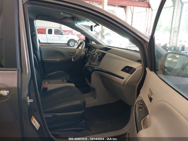 Toyota Sienna Se 8 Passenger 2014 5TDXK3DCXES445560 Image 5