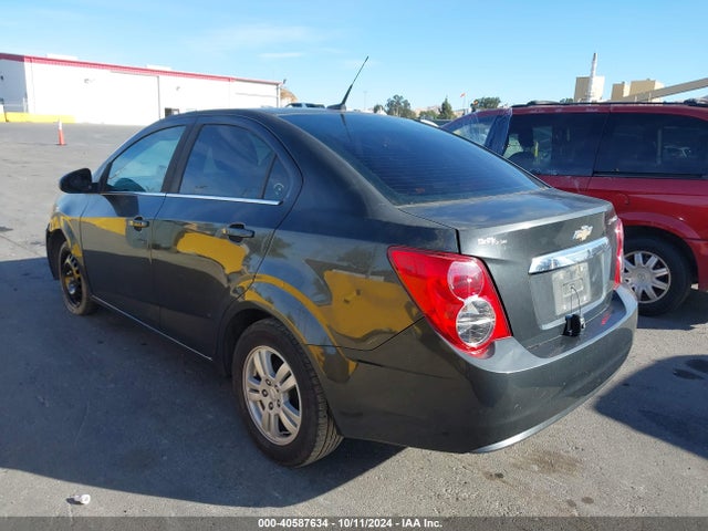 Chevrolet Sonic Lt Auto 2014 1G1JC5SH7E4233524 Image 3