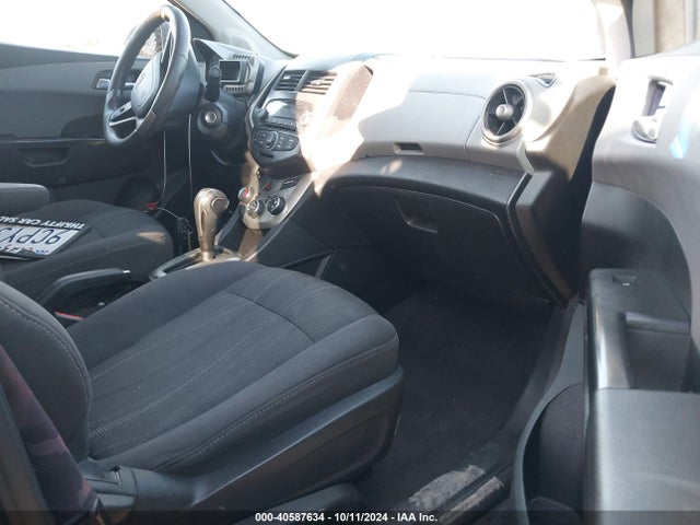 Chevrolet Sonic Lt Auto 2014 1G1JC5SH7E4233524 Image 5