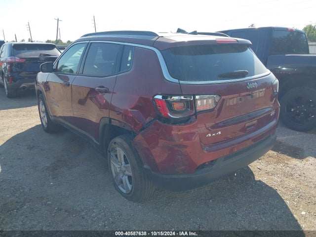3C4NJDBB8NT231571 Jeep Compass Latitude 4x4