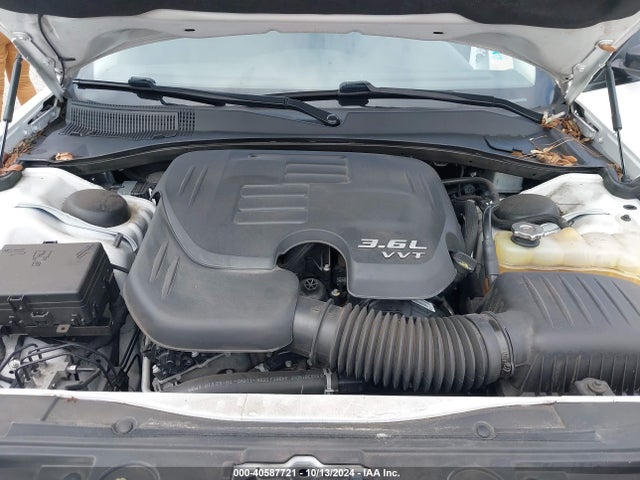 2C3CCAAG3JH253806 Chrysler 300 Touring