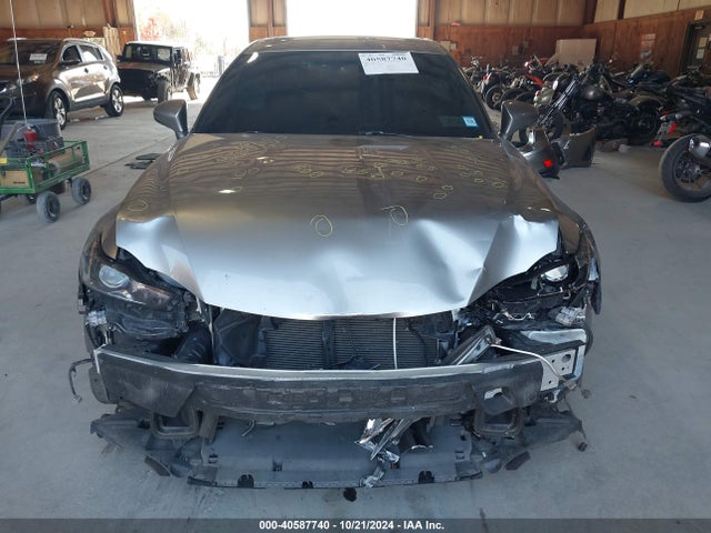 Lexus IS 300 2020 JTHD81F25L5042291 Image 13