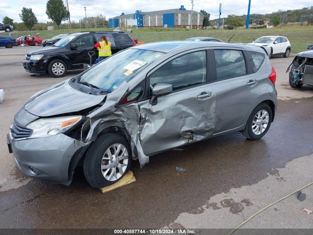 Nissan Versa Note Sv 2015 3N1CE2CP7FL432960 Image 2