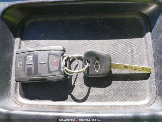 1GCVKREC8HZ385399 Chevrolet Silverado 1500 2lt
