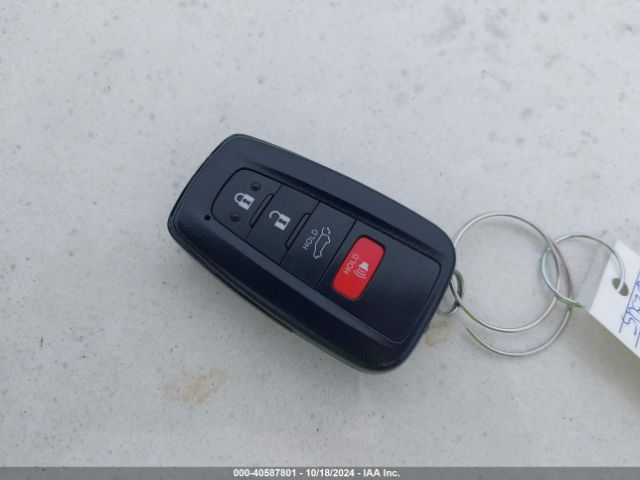 2T3C1RFV4MW162345 Toyota Rav4 Xle Premium