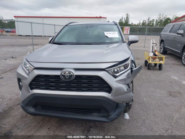 2T3C1RFV4MW162345 Toyota Rav4 Xle Premium