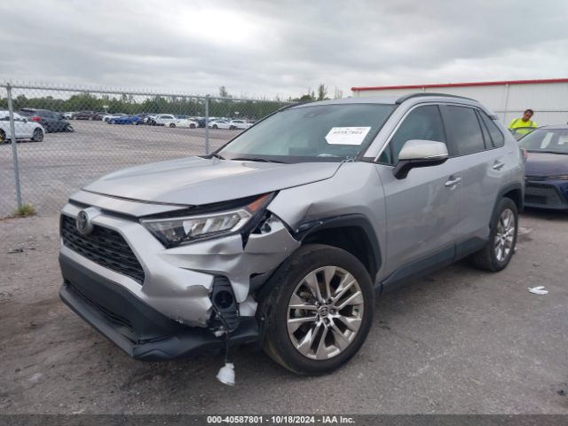 2T3C1RFV4MW162345 Toyota Rav4 Xle Premium
