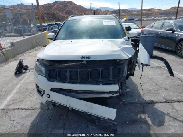 3C4NJCBB1JT407526 Jeep Compass Altitude Fwd