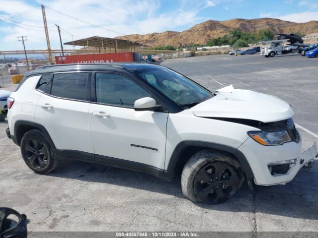 3C4NJCBB1JT407526 Jeep Compass Altitude Fwd