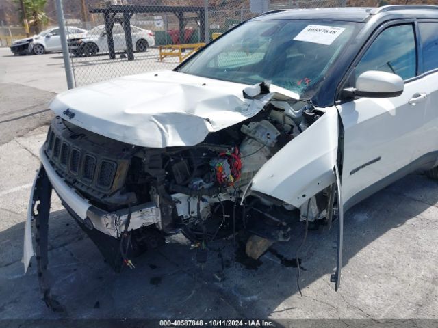 3C4NJCBB1JT407526 Jeep Compass Altitude Fwd