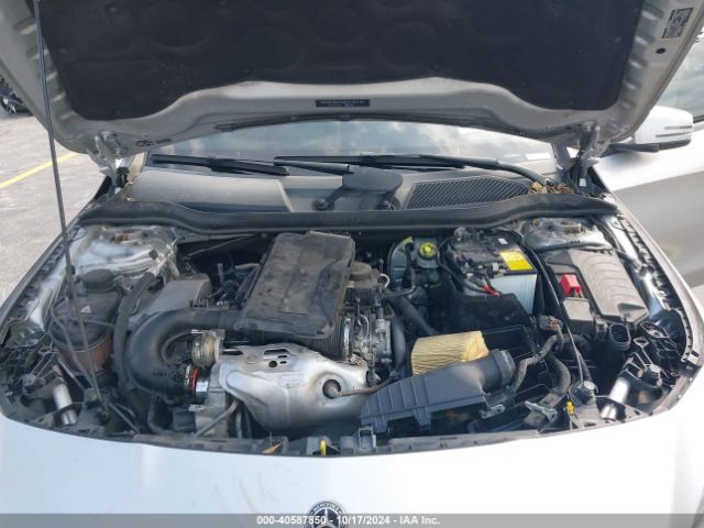 WDDSJ4EB3JN566977 Mercedes-Benz CLA 250