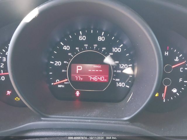KNDJX3A5XF7794565 KIA Soul !