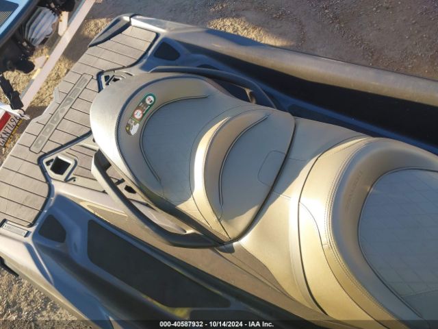 2022 SEA DOO RXT-300 YDV48781A222      Photo 7