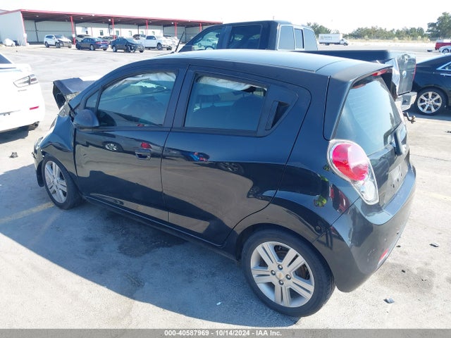 Chevrolet Spark 1lt Cvt 2015 KL8CD6S90FC709284 Image 3