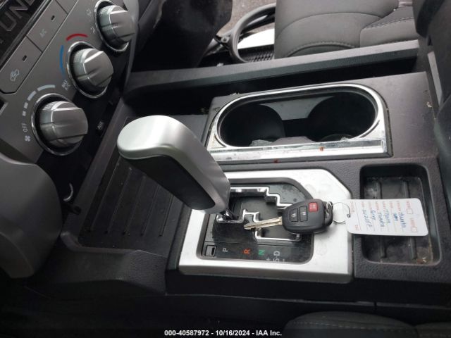5TFEY5F18KX247157 Toyota Tundra Sr5 5.7l V8