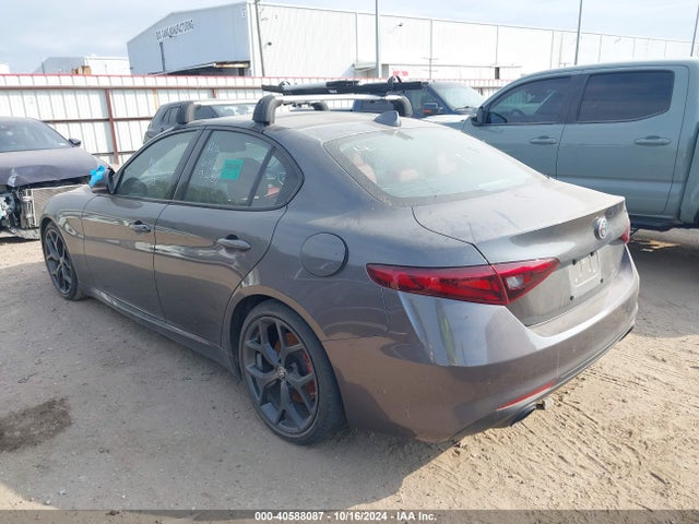 ZARFAMAN4L7637032 Alfa Romeo Giulia Rwd