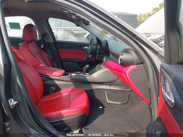 ZARFAMAN4L7637032 Alfa Romeo Giulia Rwd