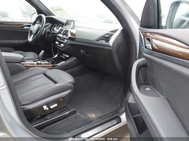 5UXTR7C57KLR51735 BMW X3 Sdrive30i