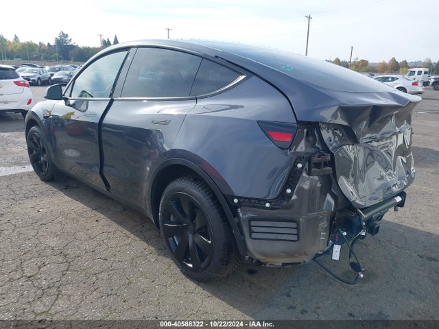 2022 TESLA MODEL Y 7SAYGDEE0NF407564 Photo 2