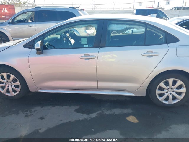 Toyota COROLLA LE 2021 5YFEPMAE6MP217261 Image 15