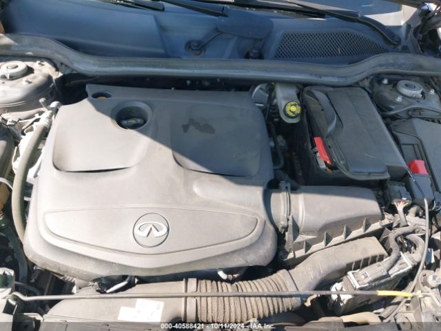 SJKCH5CR0JA052976 Infiniti Qx30 Premium