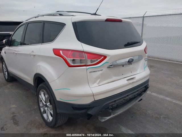 1FMCU0J91EUD28909 Ford Escape Titanium