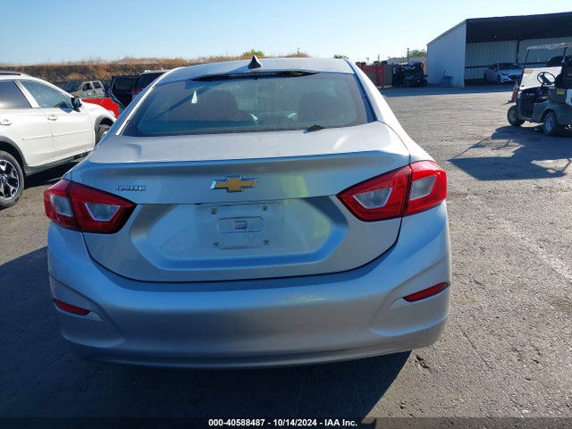 Chevrolet Cruze Ls Auto 2018 1G1BC5SM1J7142937 Image 16