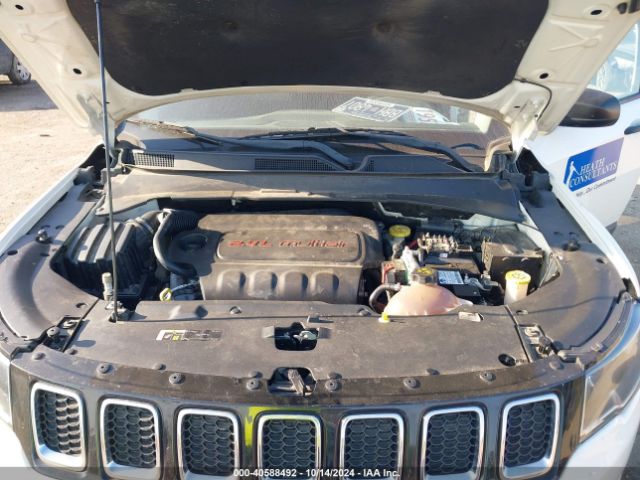 3C4NJCAB4JT263438 Jeep Compass Sport Fwd