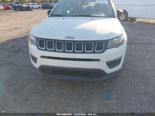 3C4NJCAB4JT263438 Jeep Compass Sport Fwd