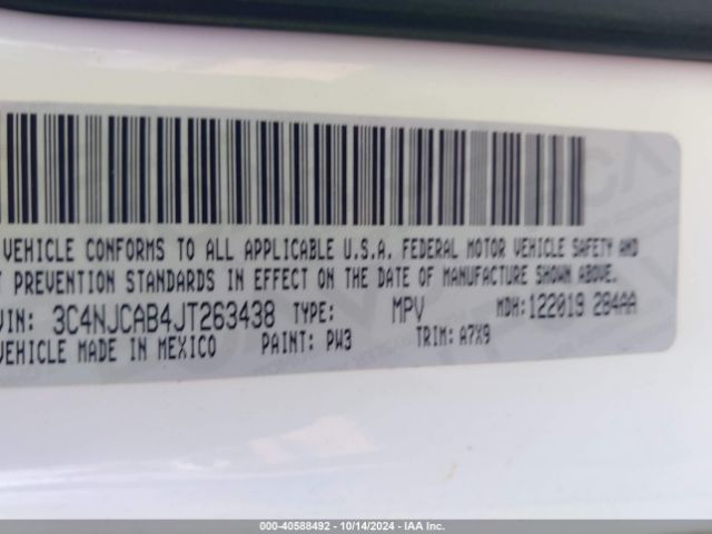 3C4NJCAB4JT263438 Jeep Compass Sport Fwd