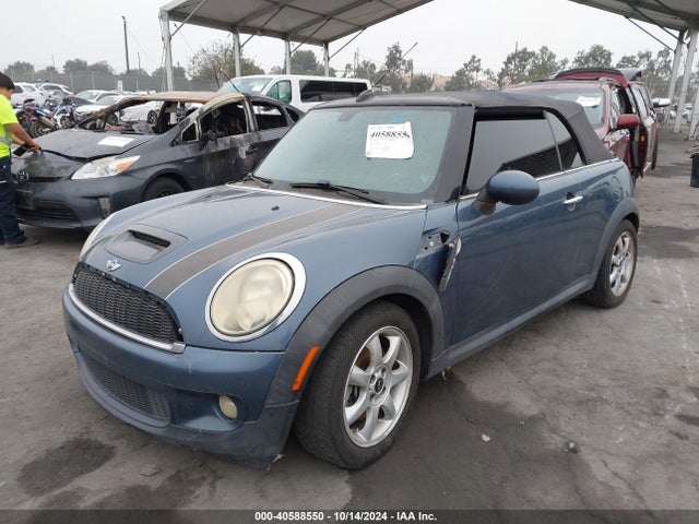 2010 MINI COOPER S WMWMS3C53ATY08800 Photo 1