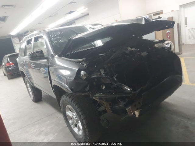 2018 JTEBU5JR4J5516174 main image