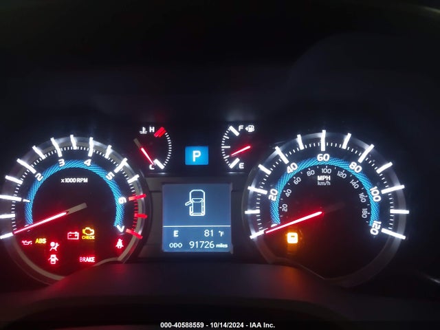 Toyota 4RUNNER SR5 2018 JTEBU5JR4J5516174 Image 7