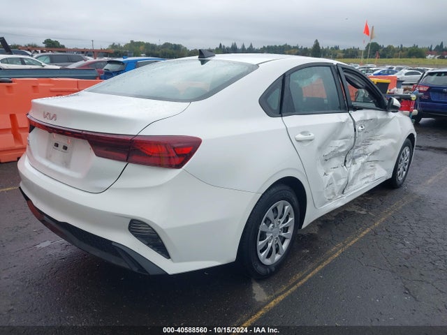 KIA FORTE LX 2023 3KPF24AD8PE656686 Image 4