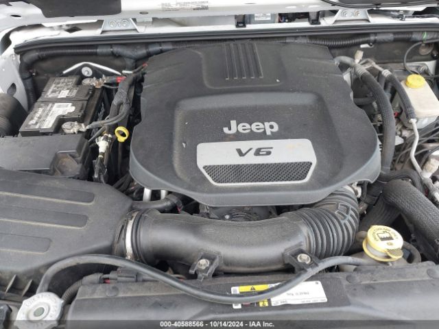 1C4BJWEG4GL172135 Jeep Wrangler Unlimited Sahara