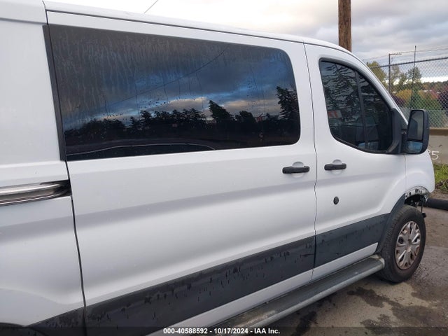Ford Transit-250 2019 1FTYR1YM9KKB20277 Image 14