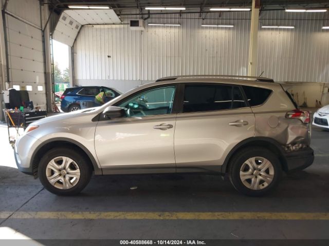 2T3BFREV7FW306102 Toyota RAV4 LE