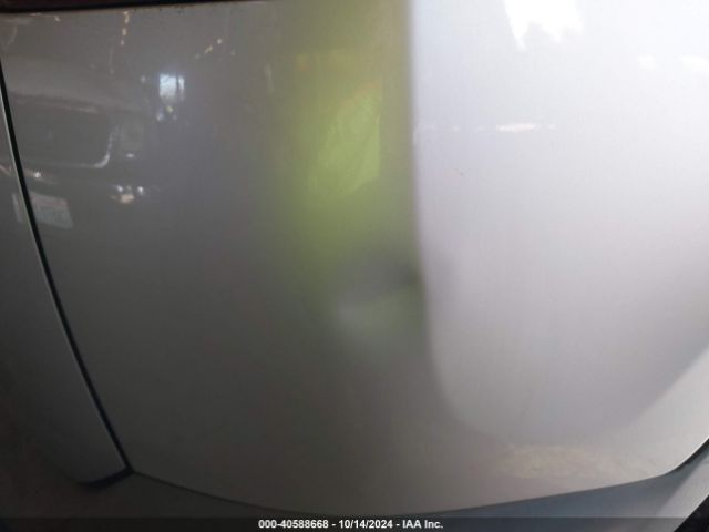 2T3BFREV7FW306102 Toyota RAV4 LE